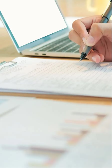 Fleet operator completing a fleet vehicle financing application