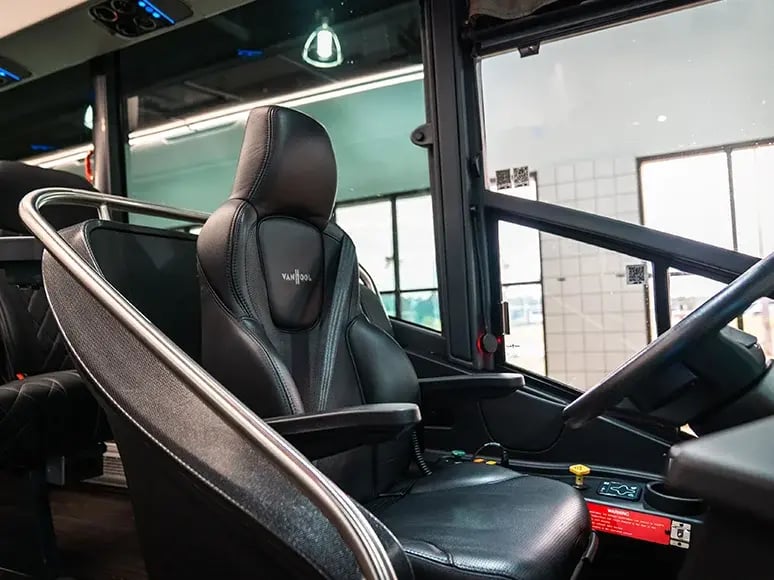 vehicles-van-hool-cx45-driver-seat