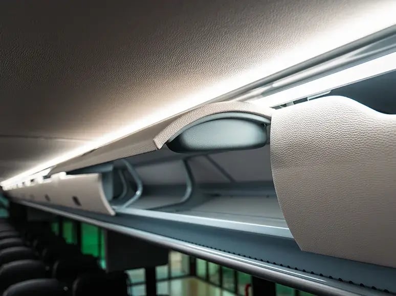 vehicles-van-hool-cx45-parcel-racks