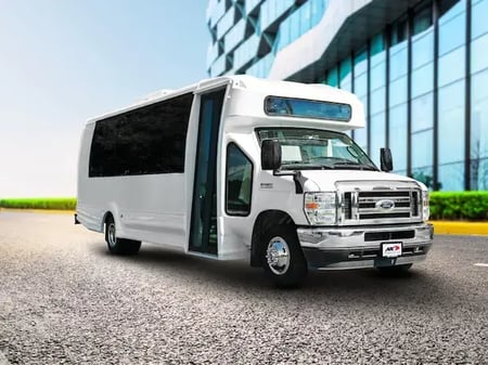 Turtle Top Odyssey shuttle bus on a Ford E-450 chassis